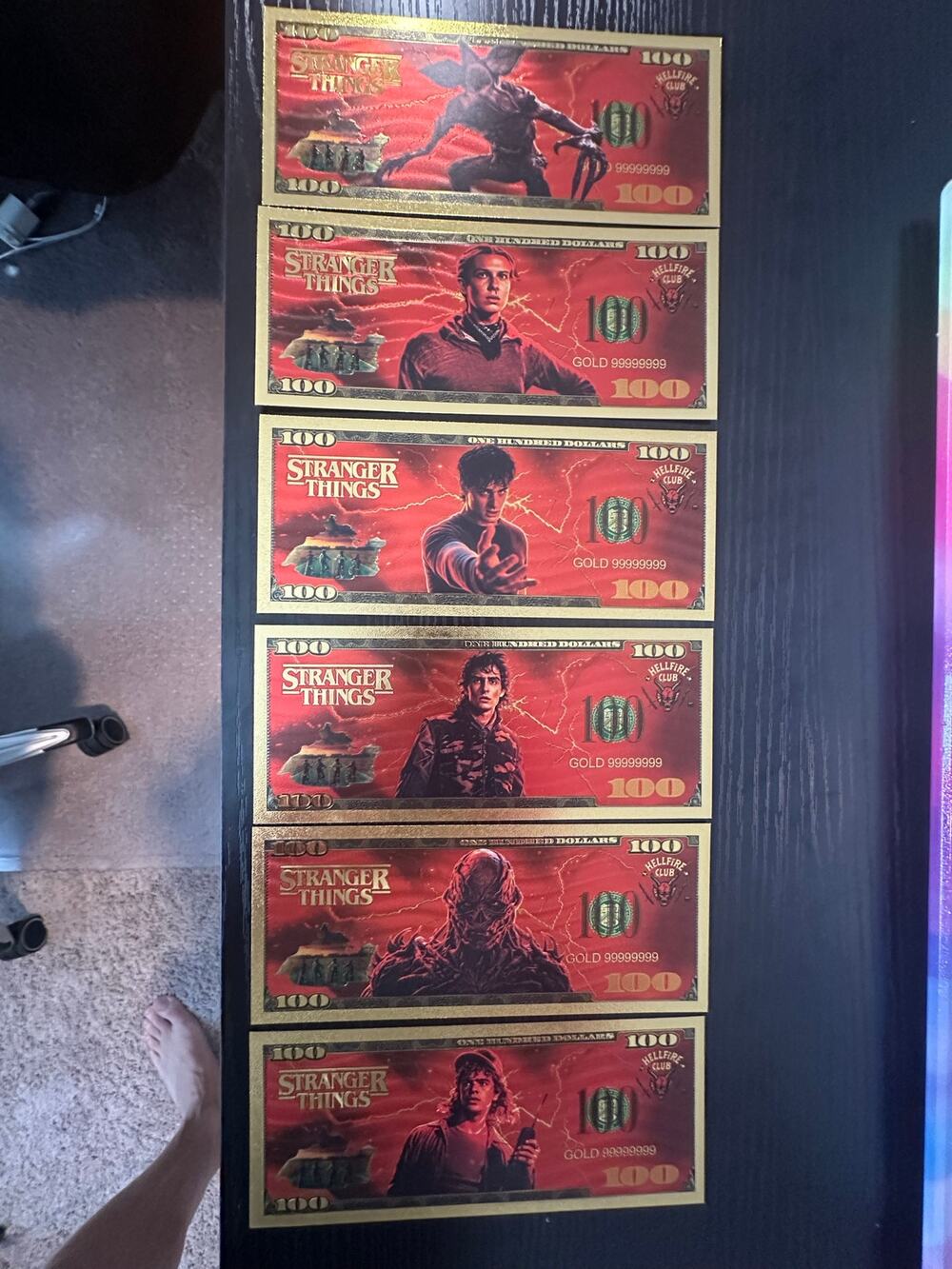 Stranger Things 6 Piece Gold Foil Novelty Note Set Hellfire Club